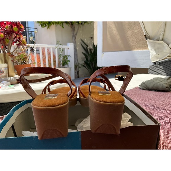 NOS ViNTaGe 70’s New In Box S.r.o. Leather Sandals 8 - Picture 5 of 14